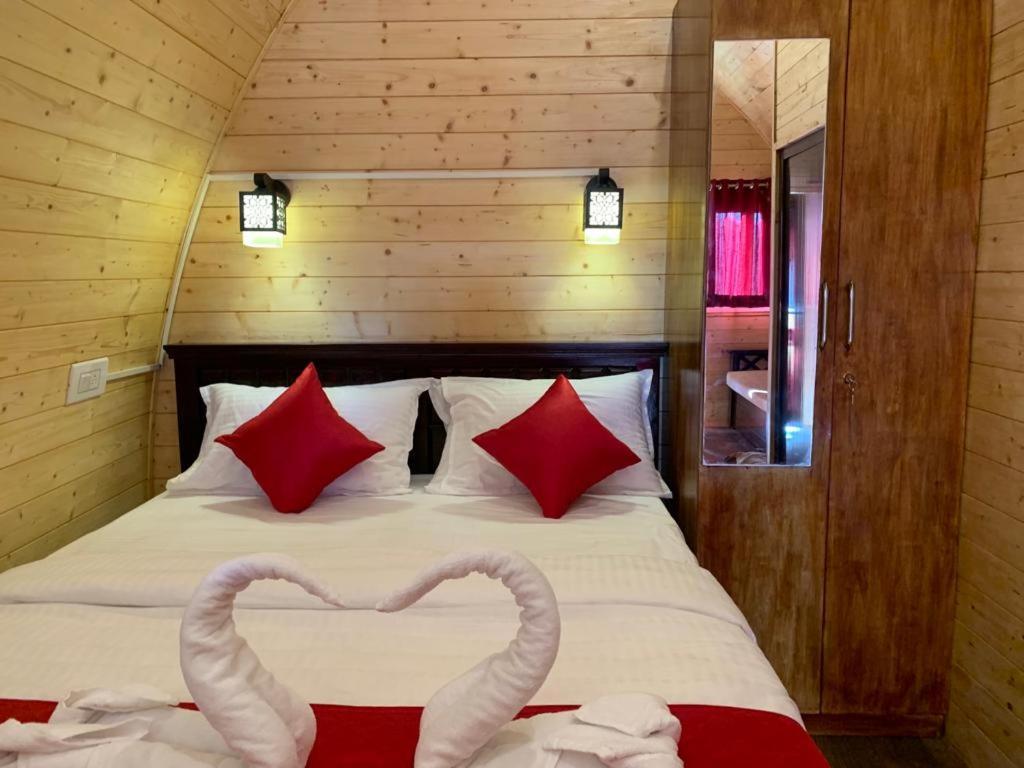 Bed and Breakfast Cozy Capsules - Modern Hut Kukkal Exterior foto